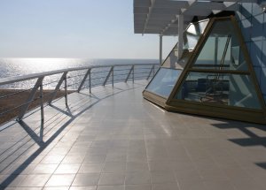Резиновое напольное покрытие Gangart Step для палубы яхты или палубы корабля